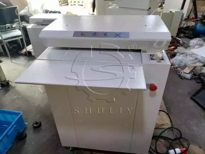 machine de recyclage de vieux papiers